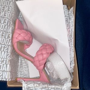Steve Madden Kenley Pink heels. Never been worn ( size 8)